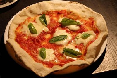 新鮮トマトで作る超簡単なのに絶品ピザソース！