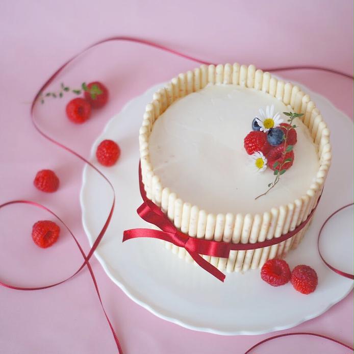 帽子形がかわいい「シャルロットケーキ」の由来や特徴＆レシピを7つ紹介の画像