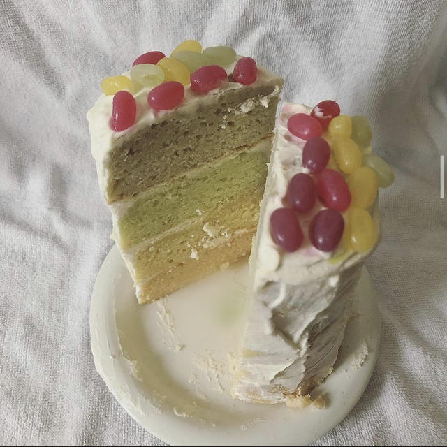 厚焼きホットケーキ型でレインボーケーキ By うちなちさん レシピブログ 料理ブログのレシピ満載