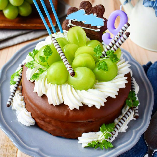 ９歳のお誕生日ケーキ ガトーショコラにチョコたっぷり By つき 長田知恵 さん レシピブログ 料理ブログのレシピ満載