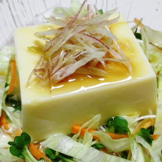 玉子豆腐とみょうがの麺つゆ胡麻サラダ