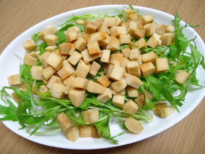 高野豆腐そぼろと水菜丼