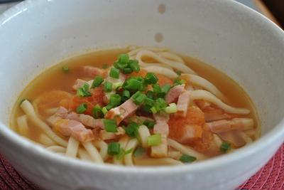 トマト出汁うどん
