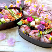 桜のおにぎりのお弁当