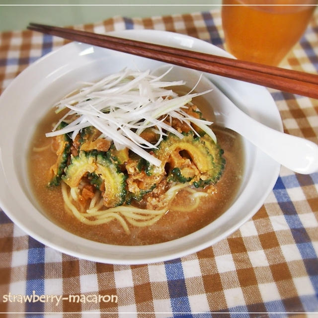 肉味噌ゴーヤの担担麺