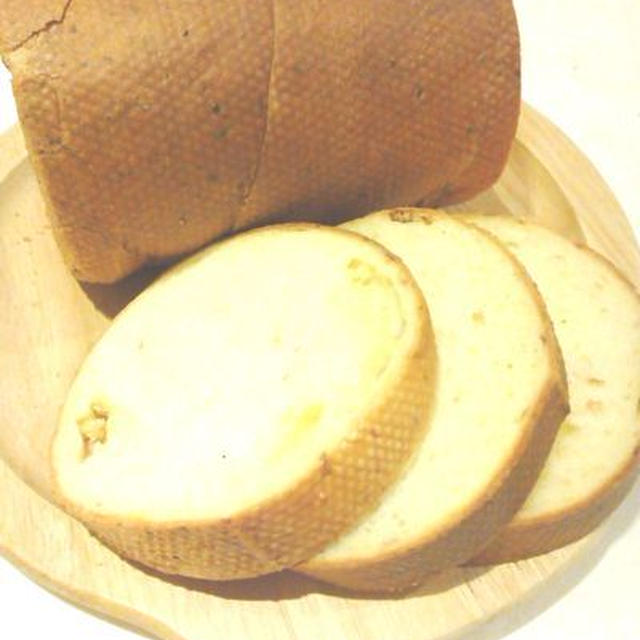 メッシュ型のチーズ＆ベーコンブレッド