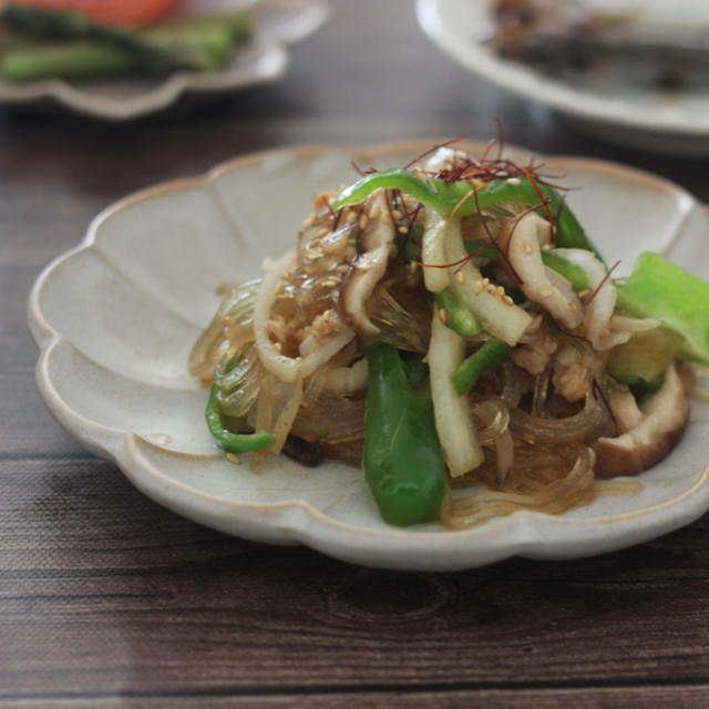 すき焼きの煮汁で大豆ミートと野菜のすきやき春雨煮