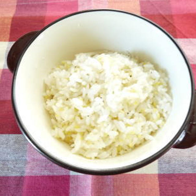 あ～いい香りⅡ♪♪　炊飯器を開けたらバジル香るお米イタリア～ン♪ちりめん入りだよ