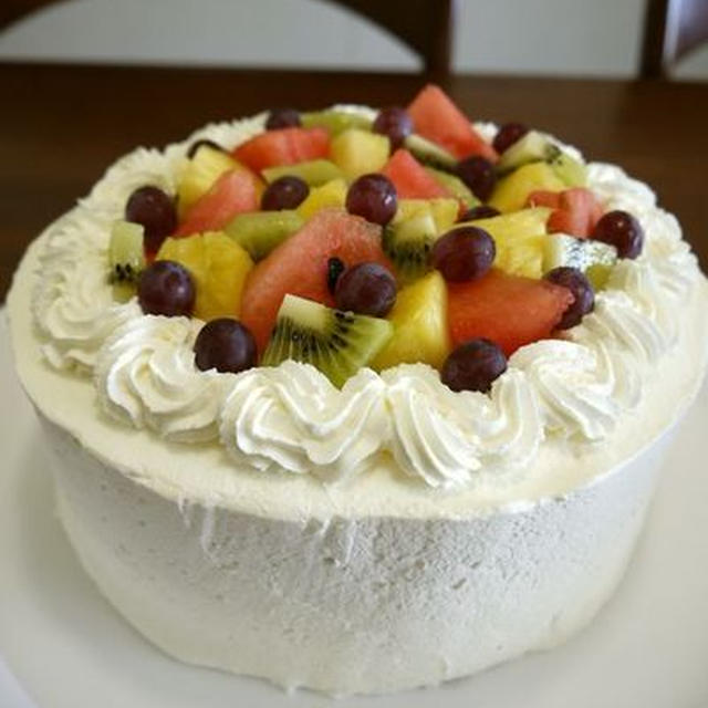 夏のフルーツデコレーションケーキ By Bvividさん レシピブログ 料理ブログのレシピ満載