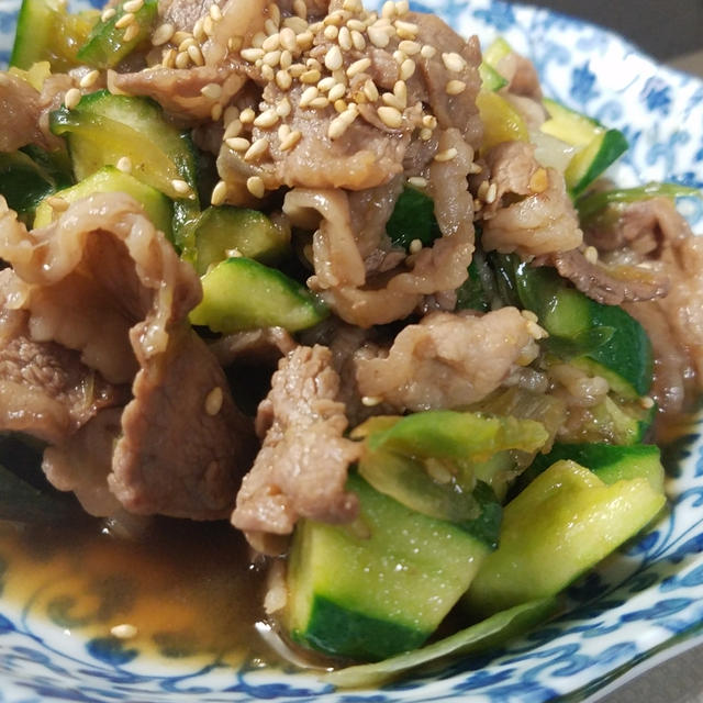 焼肉のタレで きゅうりとミョウガと牛肉の炒め物 By Mikaさん レシピブログ 料理ブログのレシピ満載