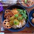 鮭フレ―ク丼♪蓮根チップス＆芽キャベツのせて残り物ご飯 by MOMONAOさん