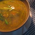カンボジアの牛肉入り酸っぱいスープ