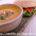 パンプキンキャロットで野菜スープ＆ベーグルサンド by MOMONAOさん