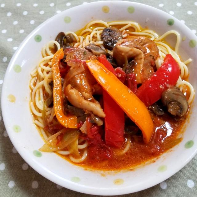 鶏肉とパプリカのトマトスパゲッティ