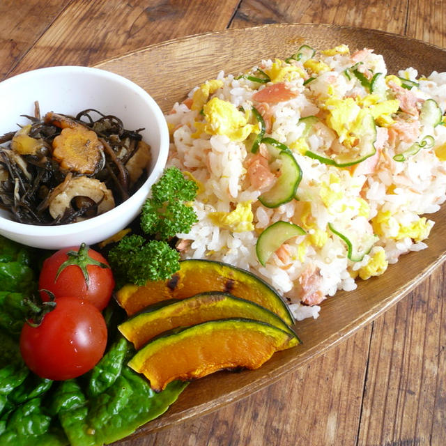 サラダ風お寿司でランチ＆ピュアケーキ♪