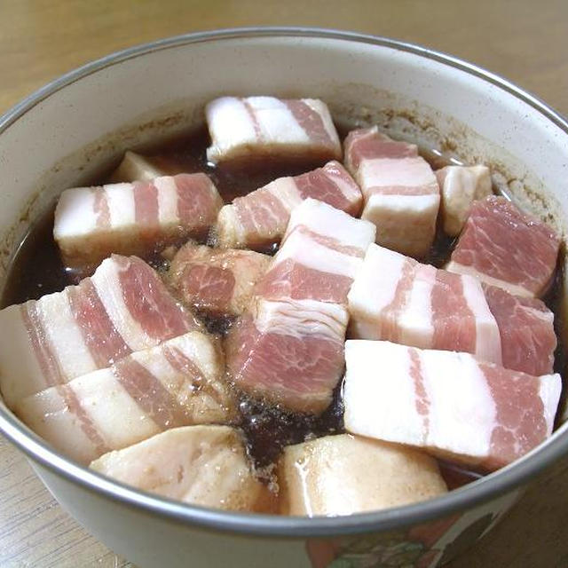 豚肉のコーラ漬け