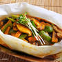 レンジで包み蒸しシートで簡単缶詰料理♪　味付イワシと野菜のカレー蒸し煮
