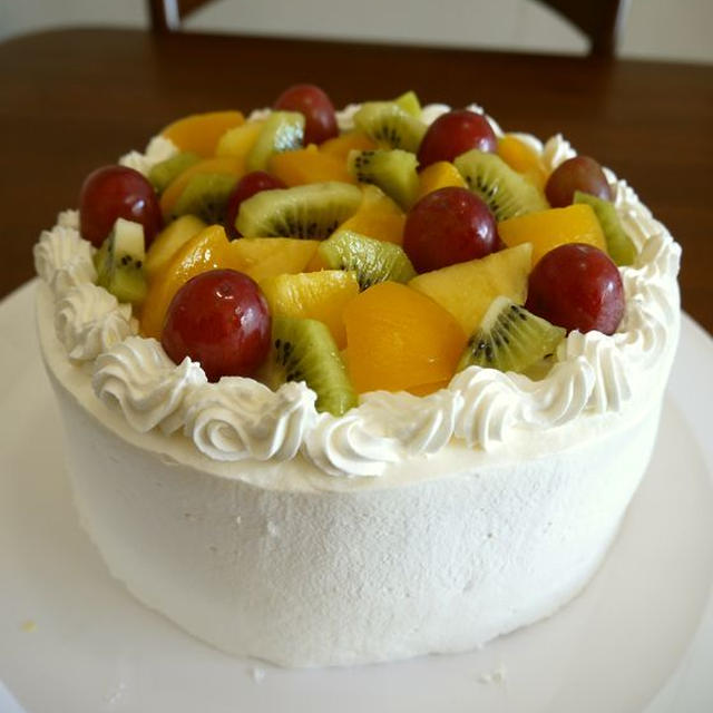 秋のフルーツデコレーションケーキ By Bvividさん レシピブログ 料理ブログのレシピ満載