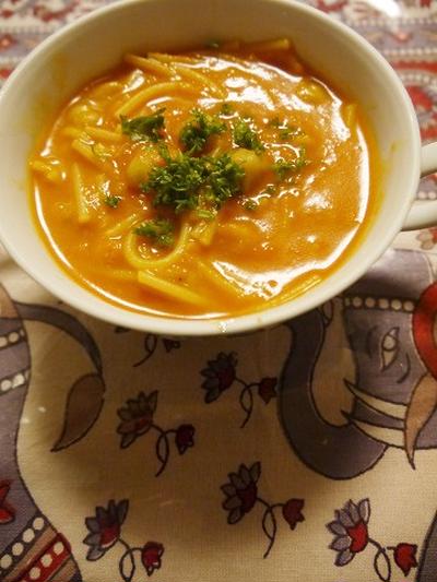お豆とスパイスのスープパスタ ハリラ