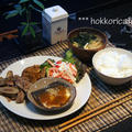 （夕飯）　さば味噌と豚とごぼうの炒め物