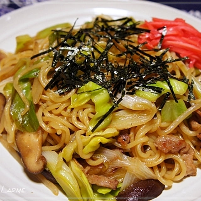 ソース味に飽きたら醤油味もね！？　＜深谷ねぎたっぷり葱醤油焼きそば＞