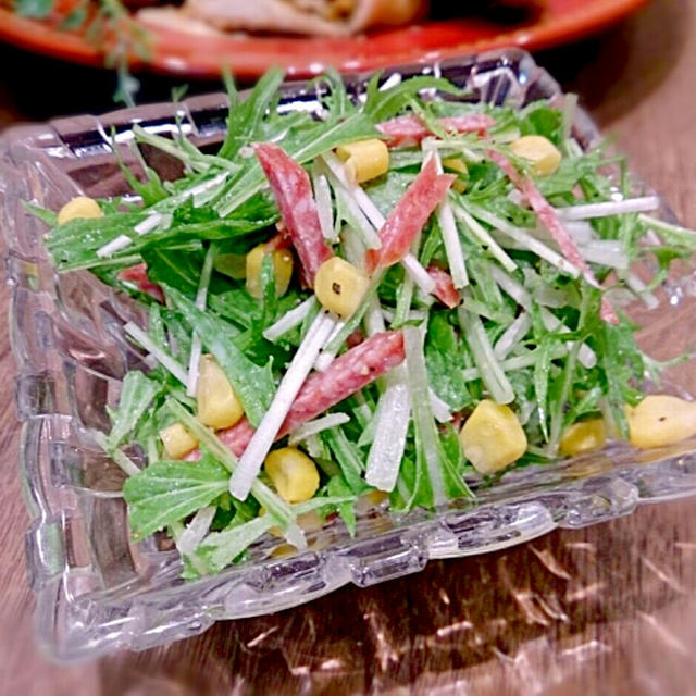 水菜とサラミのココナッツサラダ By 古尾谷 りかこさん レシピブログ 料理ブログのレシピ満載