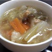 圧力鍋で☆鶏肉と白菜の中華風スープ