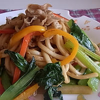 業務用焼き肉のタレを使ってお野菜いっぱい焼きうどん