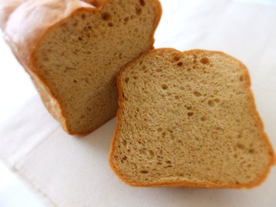ココナッツオイルで小麦ふすまパン