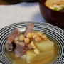 塩豚と大根とひよこ豆の煮物　と　九州フェアの干物。