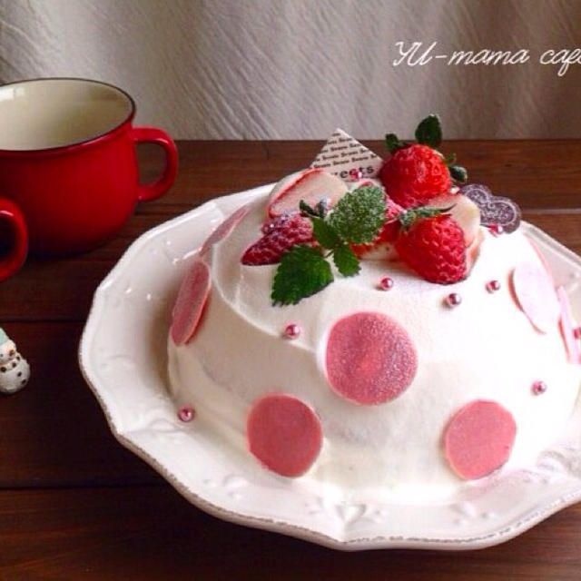 ボウルとスプーンで簡単可愛いデコレーションケーキ♡ストロベリースノードーム♡新刊製作中にて。