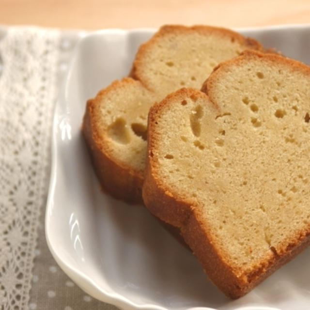 褐色のブランデーケーキ。