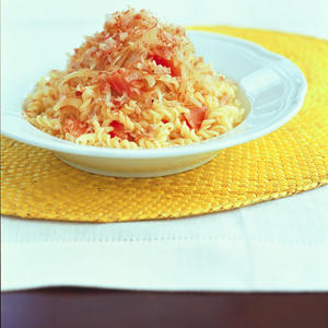 玉ねぎの和風サラダ仕立てパスタ