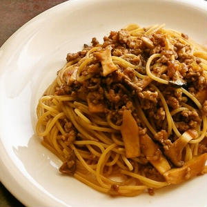 エリンギの麻婆風パスタ