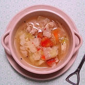 アジアン風味の具だくさんスープ