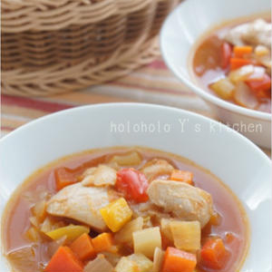 食べるスープ！鶏肉とたっぷり野菜のミネストローネ風