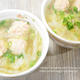 鶏団子と白菜の和風スープ