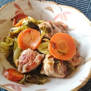 鶏もも肉と春キャベツのスパイス煮込み