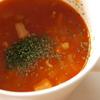 セロリとトマトの真っ赤なスープ。