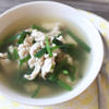 タイ風鶏ひき肉とニラのスープ