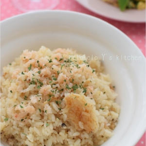 炊飯器で作る!ごちそうカニピラフ