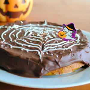 かぼちゃのスパイダーウェブケーキ(蜘蛛の巣ケーキ)