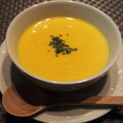 サフラン香る 春色スープ