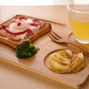 燻製風味のたまごトースト、ホットりんごシナモン☆朝食プレート