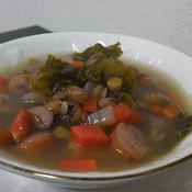 スペイン風レンズ豆とソーセージのスープ