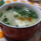 ネギと豆腐のピリ辛スープ