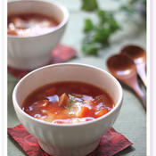 真っ赤なトマトのスープ