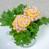 カレー風味の卵&ハムのお花