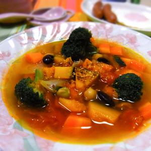 たっぷり野菜の食べるスープ