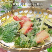 水菜とかにかまのかき揚げと秋野菜の天ぷら盛り合わせ
